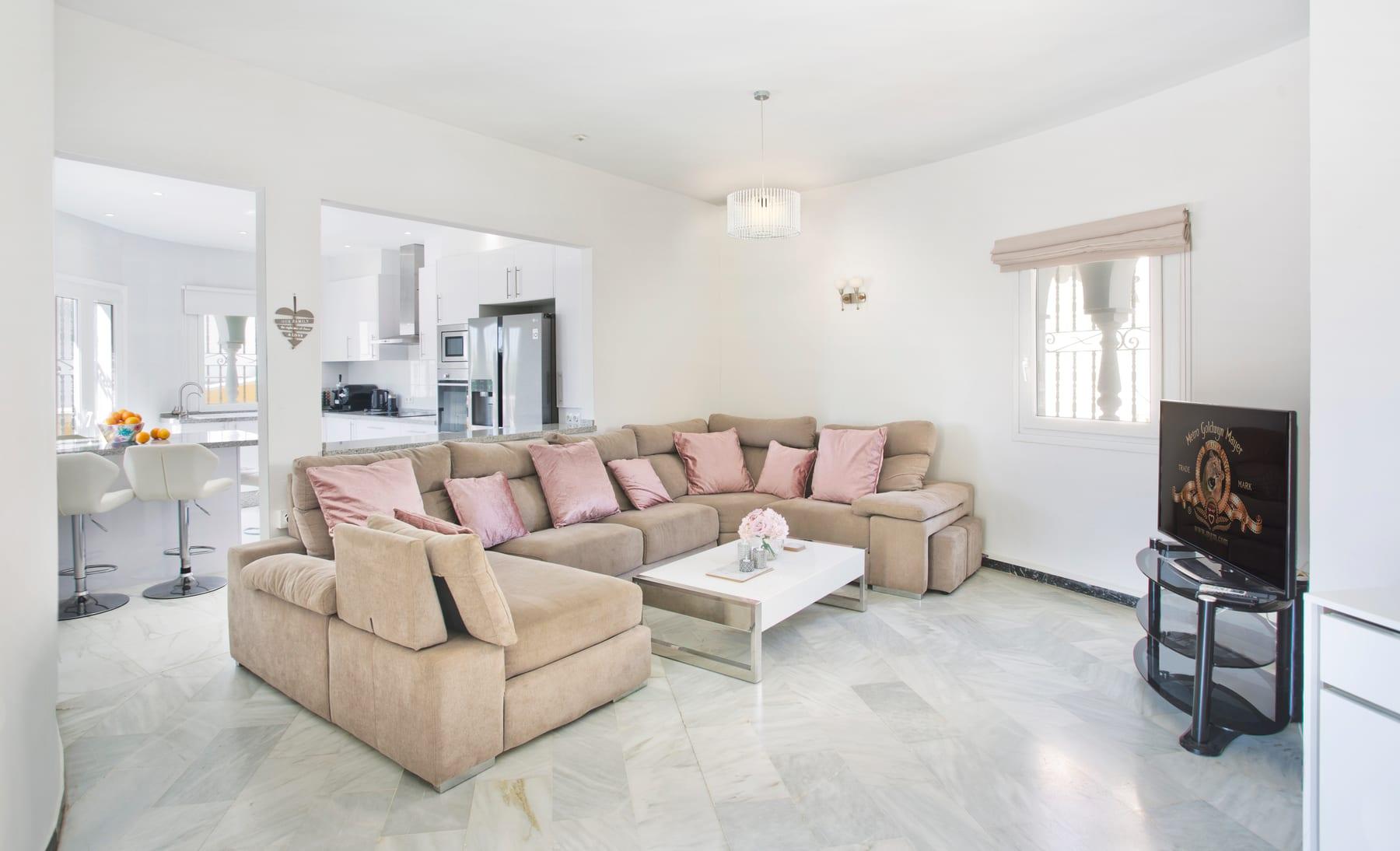 Main interior lounge